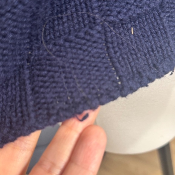 Stand basketweave cropped sweater - Picture 6 of 7